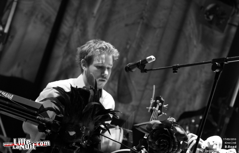 Rodrigue, Twenty Flight, Les ivresses de Caracole, Feini-X Crew, B-Road – Finale régionale du tremplin Musiques de R.U. en live - photo n°57