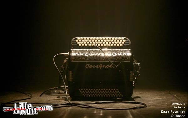 Trois roues sous un parapluie & Zaza Fournier au Poche de Béthune en live - photo n°7