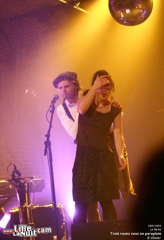 Trois roues sous un parapluie & Zaza Fournier au Poche de Béthune en live - photo n°25