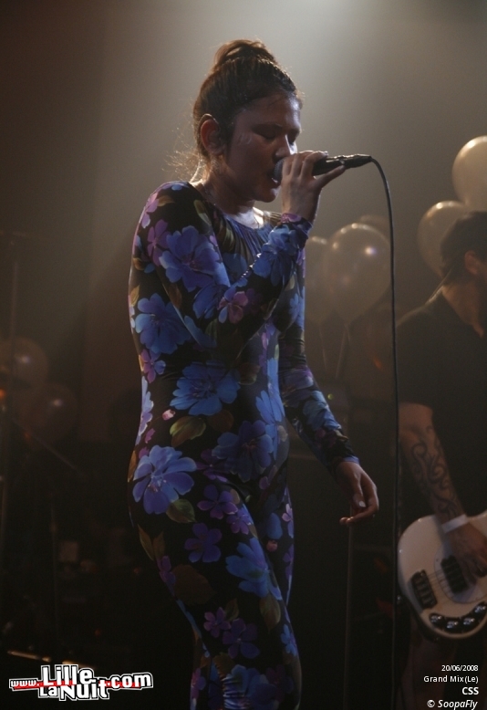 CSS, Curry and Coco et Poney Poney au Bataclan en live - photo n°24