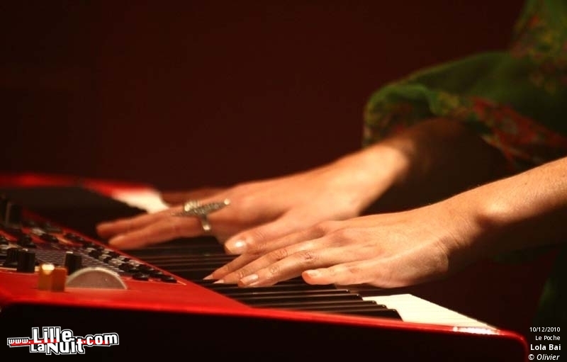 Lola Bai + Mélanie Pain au Poche de Béthune en live - photo n°25