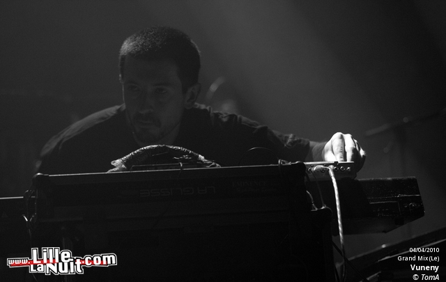 Ez3kiel Vs Hint & Vuneny au Grand Mix en live - photo n°9