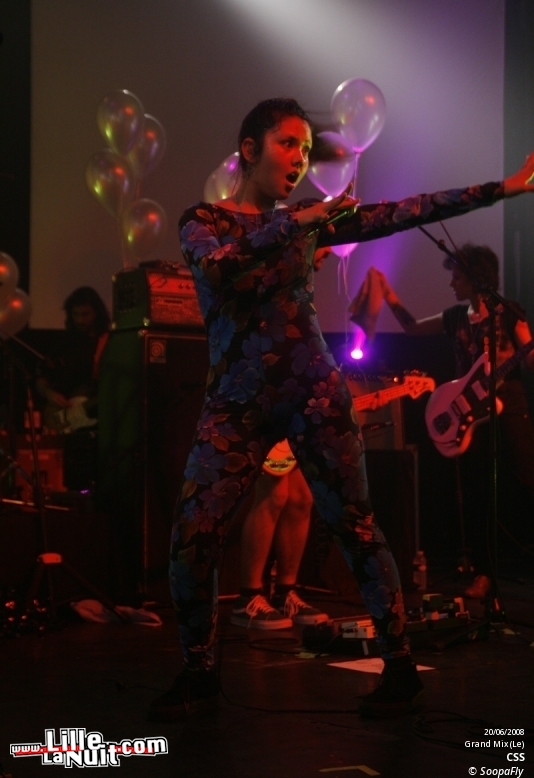 CSS, Curry and Coco et Poney Poney au Bataclan en live - photo n°21