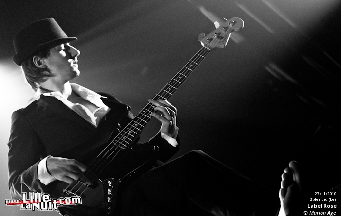 Label Rose + Ladylike Dragons + The Surgeries + Absynthe Minded au Splendid – Le Père Noël est-il un rocker ? en live - photo n°7