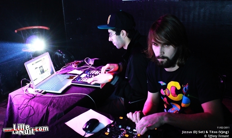 Jizzus + Titos au Garage Café en live - photo n°3