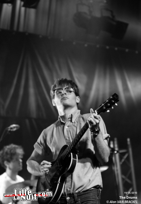 Warpaint, We Are Wolves, Surfer Blood & The Drums au Grand Mix en live - photo n°6