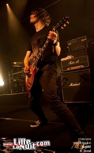 AqME + Mass Hysteria au Grand Mix en live - photo n°27