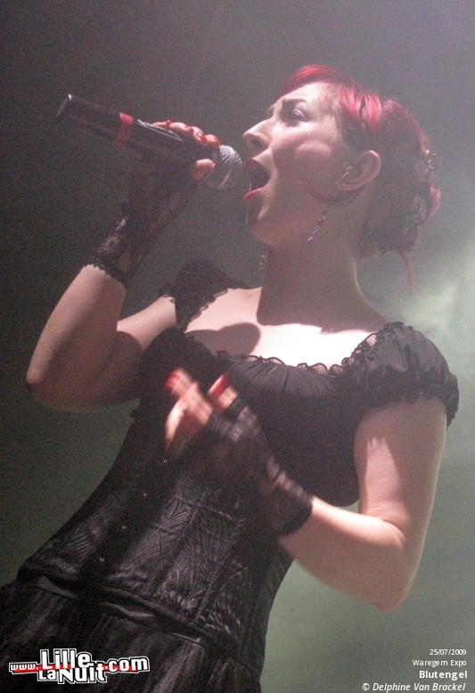 Caravan Palace & Féfé à l’Aéronef en live - photo n°24