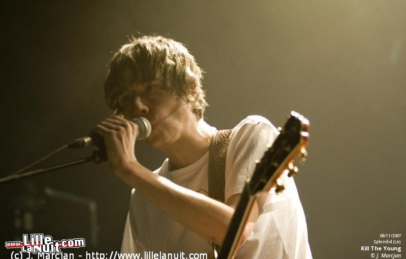 Kill The Young & Blood Red Shoes en live - photo n°12