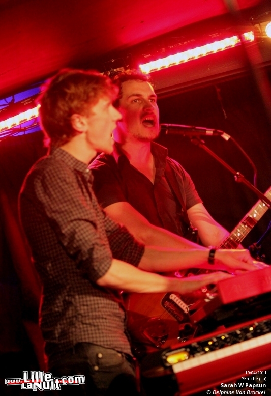 Sarah W Papsun + She’s A Boy à la Péniche – Paradis Artificiels en live - photo n°10