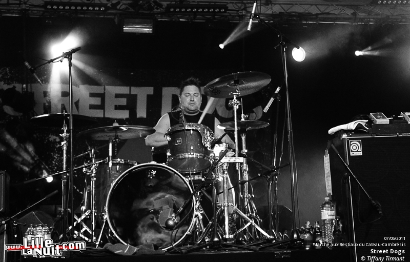 Kill For Peace + TARAKANY ! + The Mahones… – Festival Zikenstock en live - photo n°9