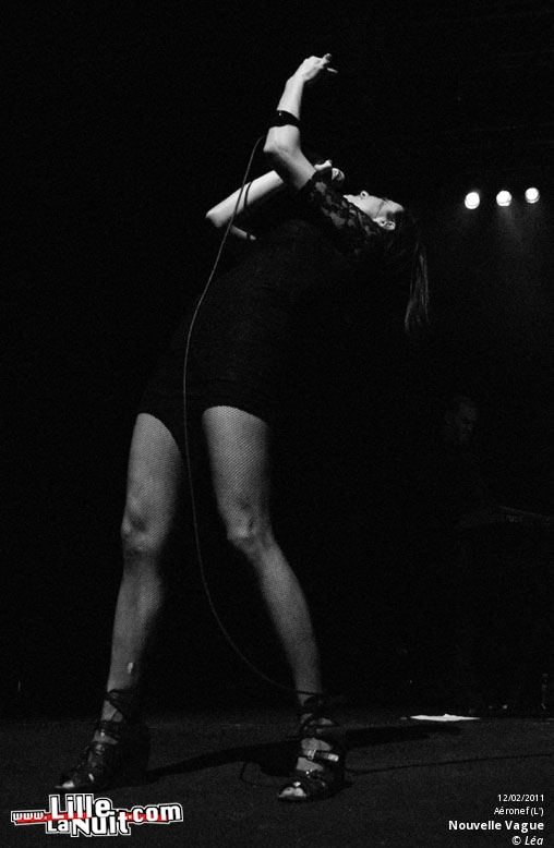 Nouvelle Vague + Samir Barris à l’Aéronef en live - photo n°6