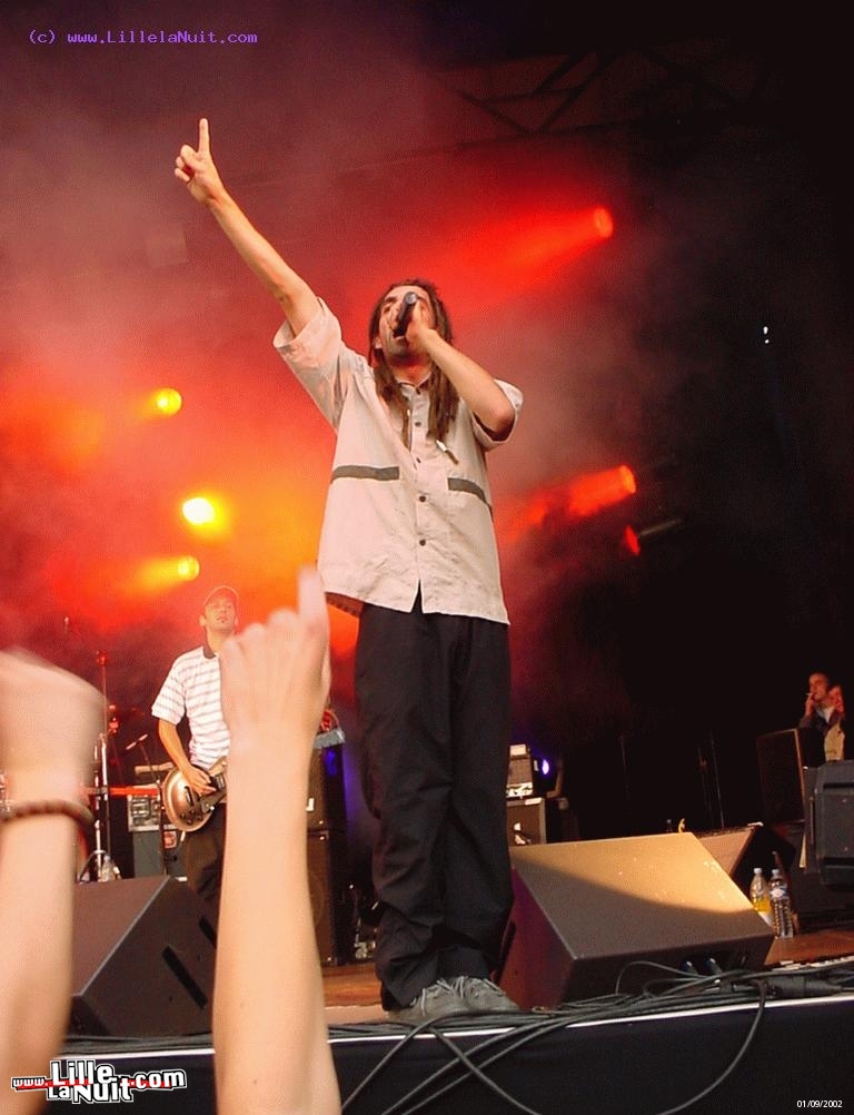 Concert de Mass Hystéria – Braderie de Lille 2002 en live - photo n°2