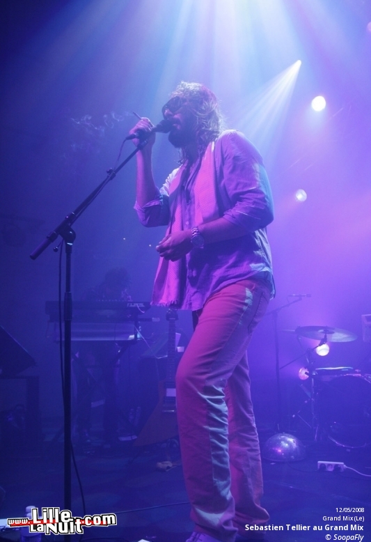 Sebastien Tellier & Principles of Geometry au Grand Mix en live - photo n°14