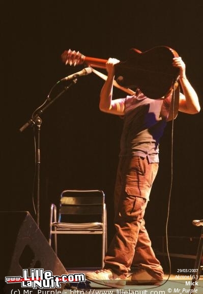 Mick est tout seul, HBurns, Amélie & Cyrz à l’Aéronef en live - photo n°1