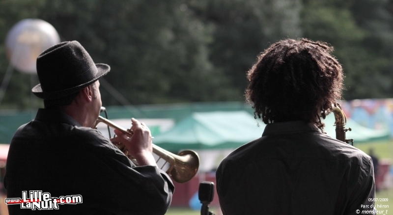 Kana vs Black Thunder au festival Hullabaluza en live - photo n°12