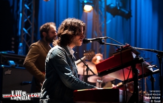 Julia Stone + Paul Thomas Saunders au Grand Mix en live - photo n°23