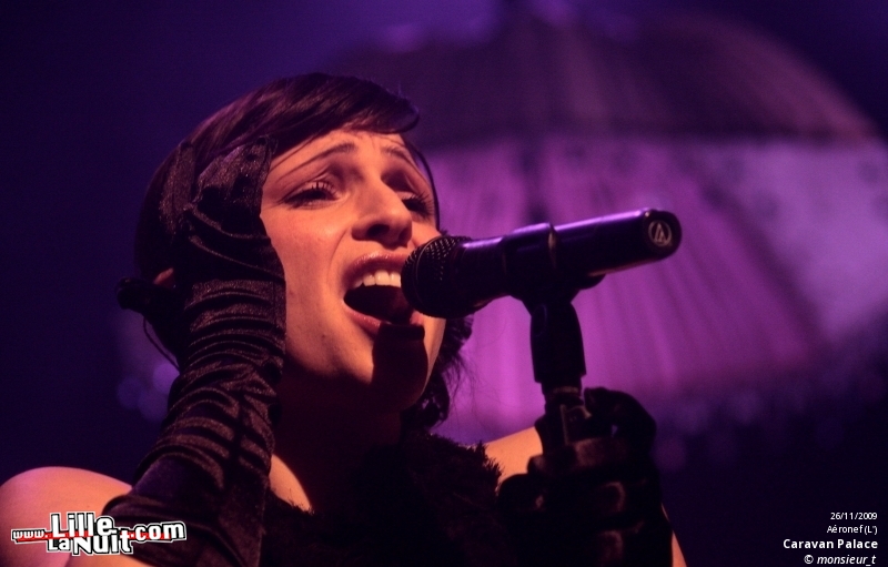 Caravan Palace & Féfé à l’Aéronef en live - photo n°13