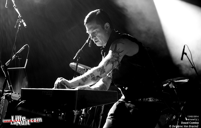 Les Nuits de l’Alligator : Black Rebel Motorcycle Club + Kid Karate + Dead Combo à l’Aéronef en live - photo n°15