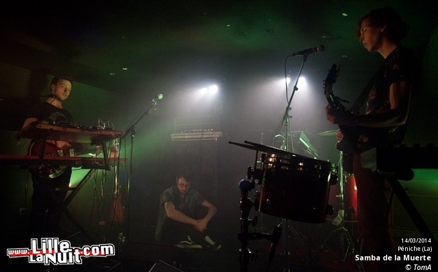 Samba de la Muerte à la Péniche en live - photo n°10