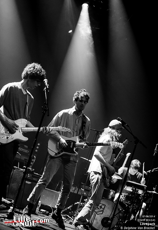 Archie Bronson Outfit + Lovepark au Grand Mix en live - photo n°8