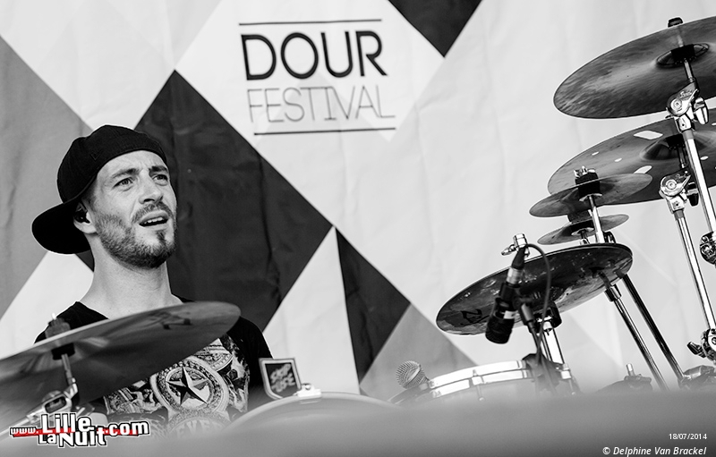 Dour Festival 2014 – Jour 2 – Within Temptation, Klaxons, Skip The Use, etc. en live - photo n°9