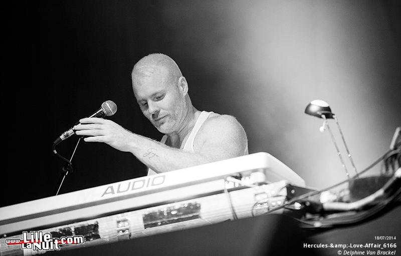 Dour Festival 2014 – Jour 2 – Within Temptation, Klaxons, Skip The Use, etc. en live - photo n°91