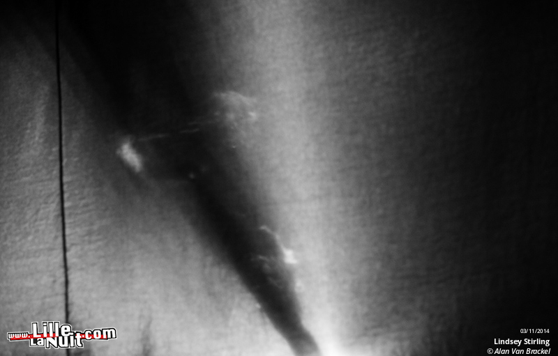 Lindsey Stirling + Marina Kaye au Grand Sud en live - photo n°2