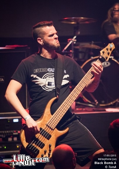 Black Bomb A + Les Sales Majestés + Tagada Jones au Métaphone en live - photo n°2