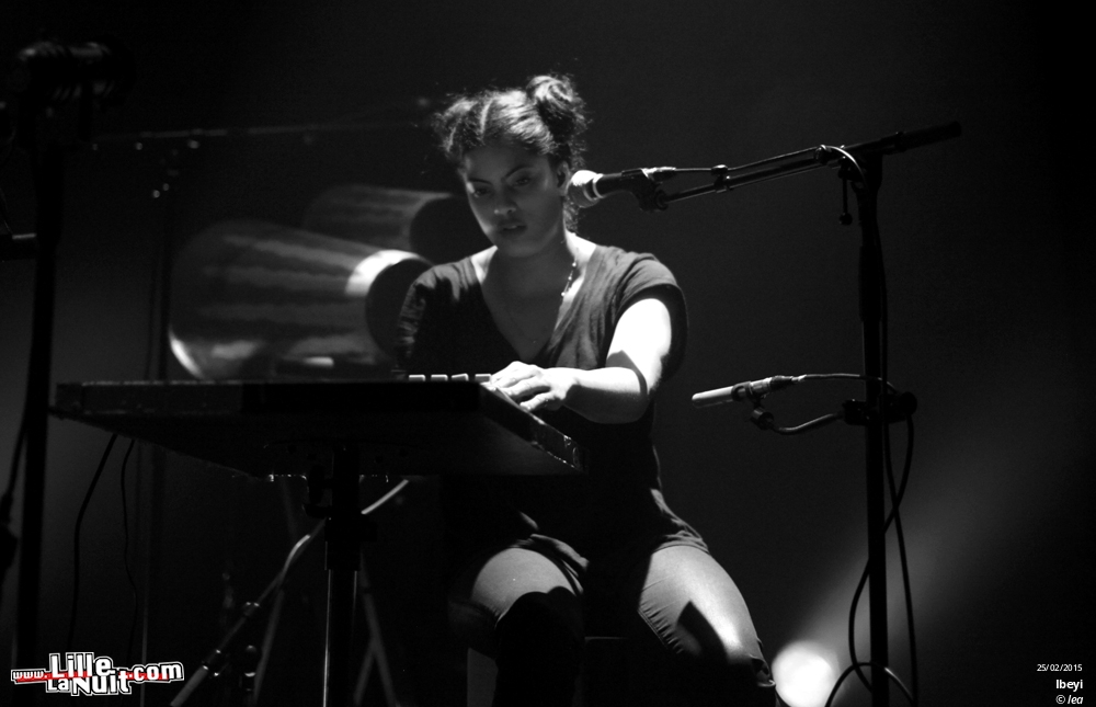 Ibeyi + June Bug au Grand Mix en live - photo n°6