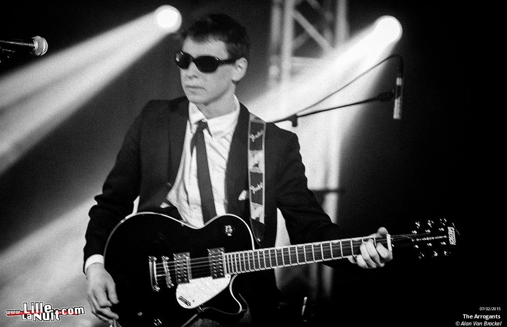 Bikini Machine + The Arrogants à la salle Maurice Schumann de Pérenchies en live - photo n°3