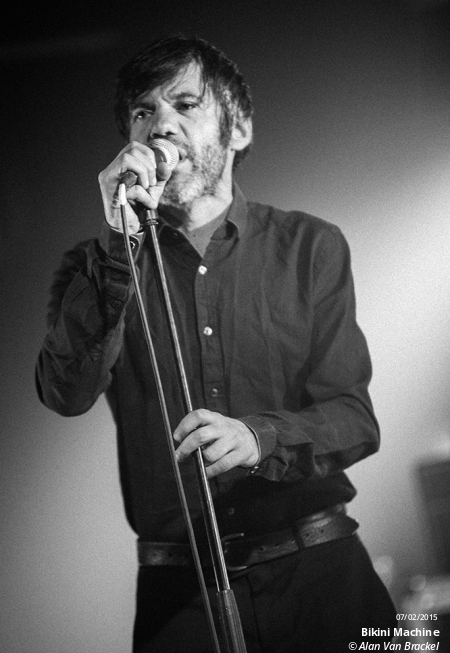 Bikini Machine + The Arrogants à la salle Maurice Schumann de Pérenchies en live - photo n°5