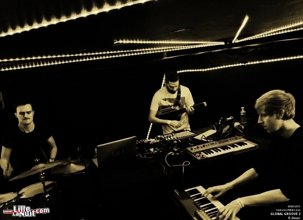 Global Groove #2 : Supagroovalistic + A/T/O/S + Dorian Concept à la Cave aux Poètes en live - photo n°5