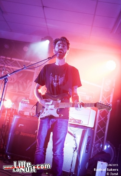 Bukowski + Radical Suckers à la salle polyvalente de Tressin en live - photo n°15