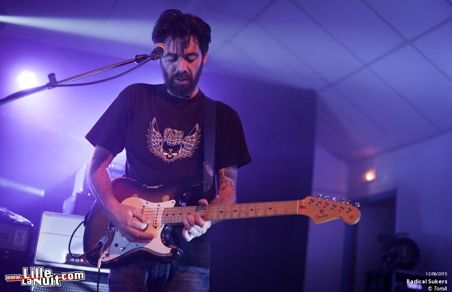 Bukowski + Radical Suckers à la salle polyvalente de Tressin en live - photo n°10