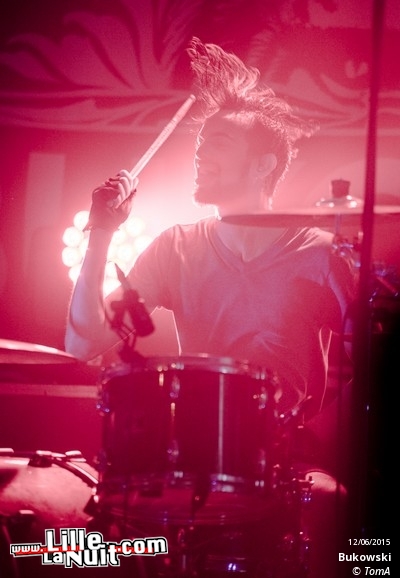 Bukowski + Radical Suckers à la salle polyvalente de Tressin en live - photo n°15