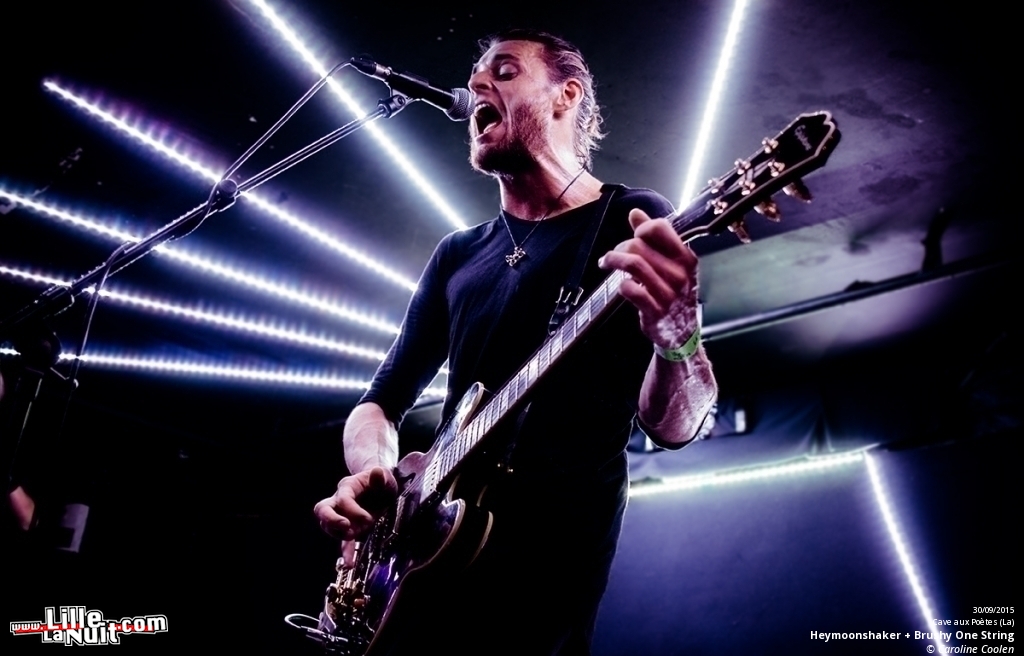Heymoonshaker + Brushy One String à la Cave Aux Poètes en live - photo n°8