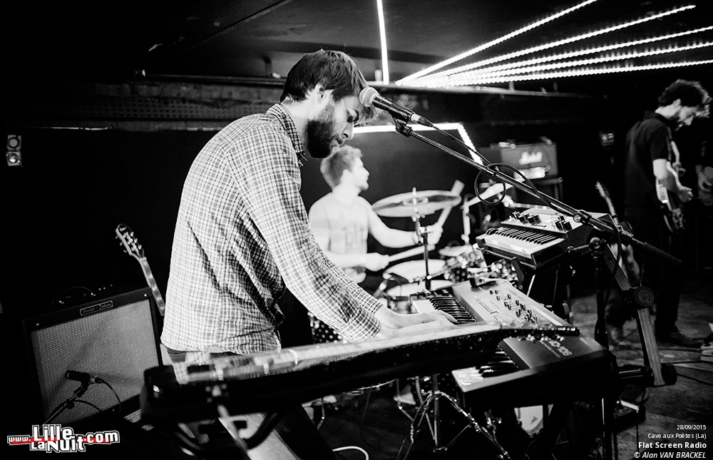 The Warlocks + Flat Screen Radio à la Cave aux poètes en live - photo n°4