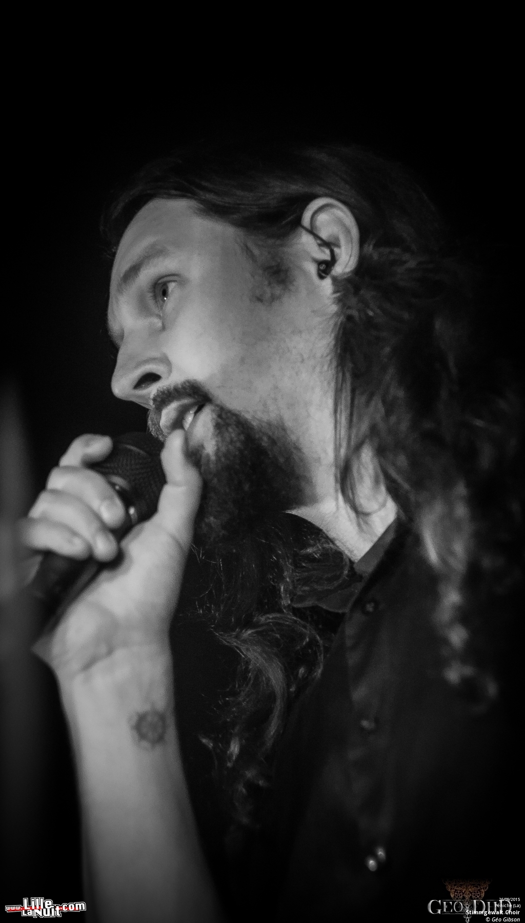 Orphaned Land + Stimmgewalt Choir + Mollust + Pyrah à la Péniche en live - photo n°6