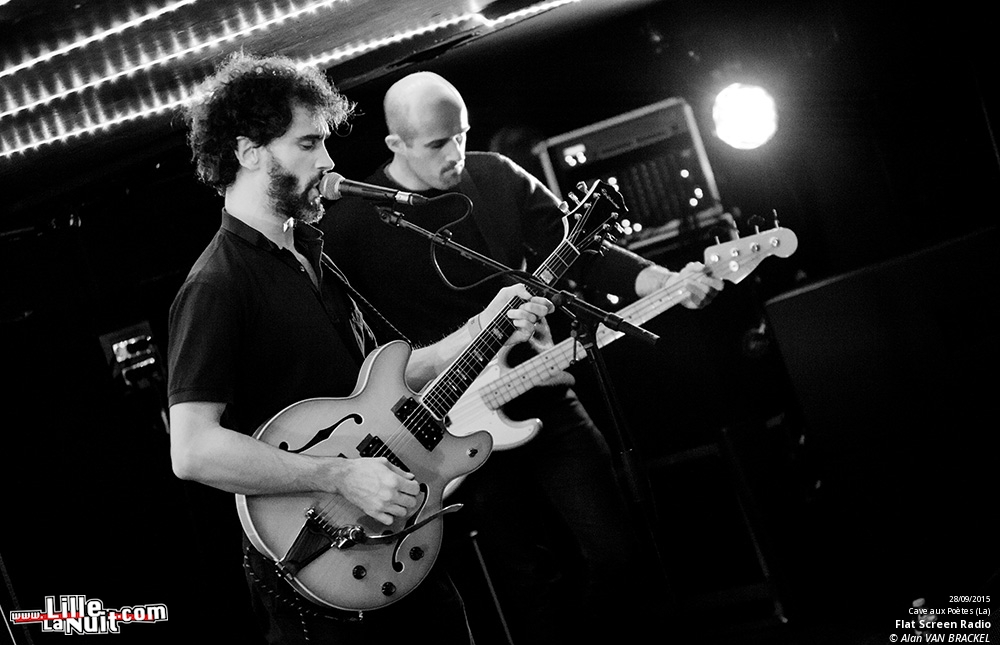 The Warlocks + Flat Screen Radio à la Cave aux poètes en live - photo n°11