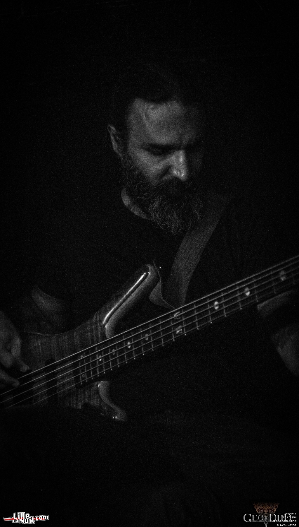 Orphaned Land + Stimmgewalt Choir + Mollust + Pyrah à la Péniche en live - photo n°8