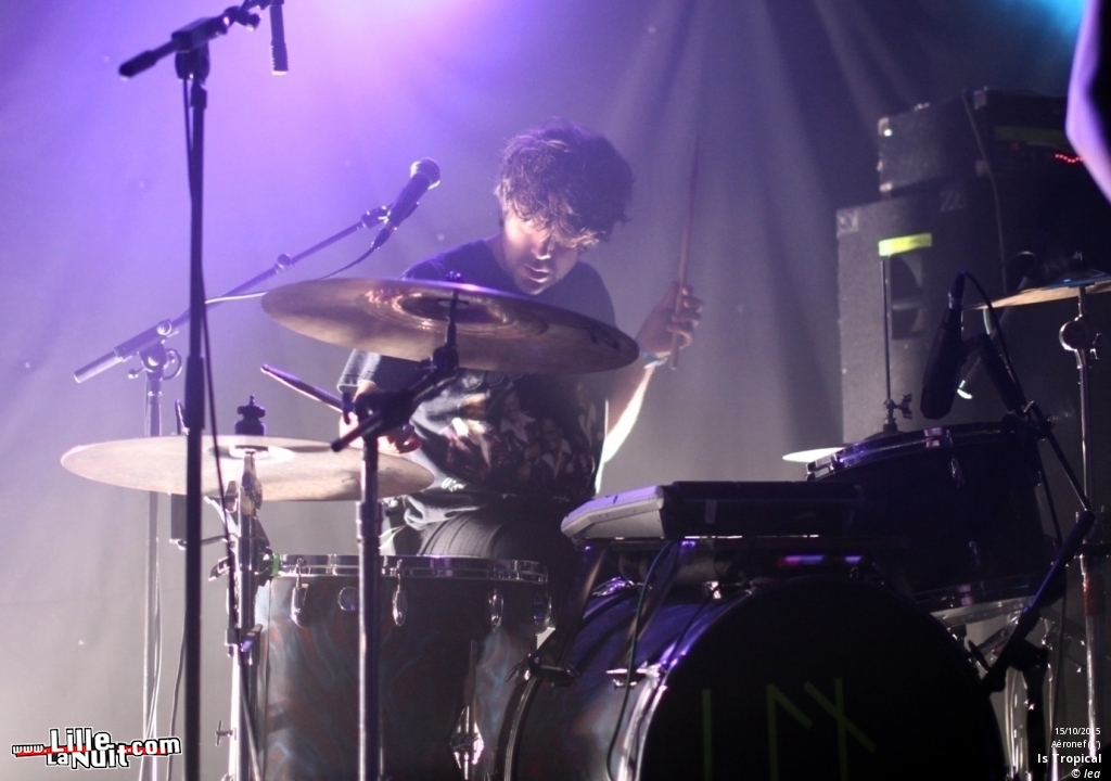 Is Tropical + Say Yes Dog à l’Aéronef en live - photo n°5