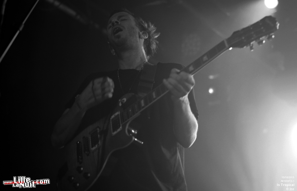 Is Tropical + Say Yes Dog à l’Aéronef en live - photo n°8