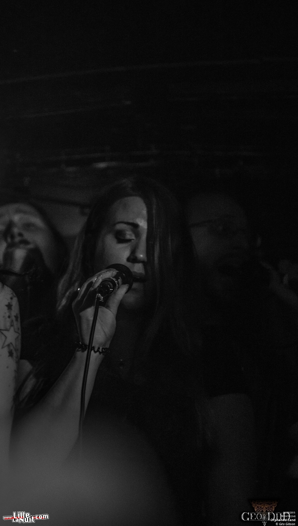 Orphaned Land + Stimmgewalt Choir + Mollust + Pyrah à la Péniche en live - photo n°12