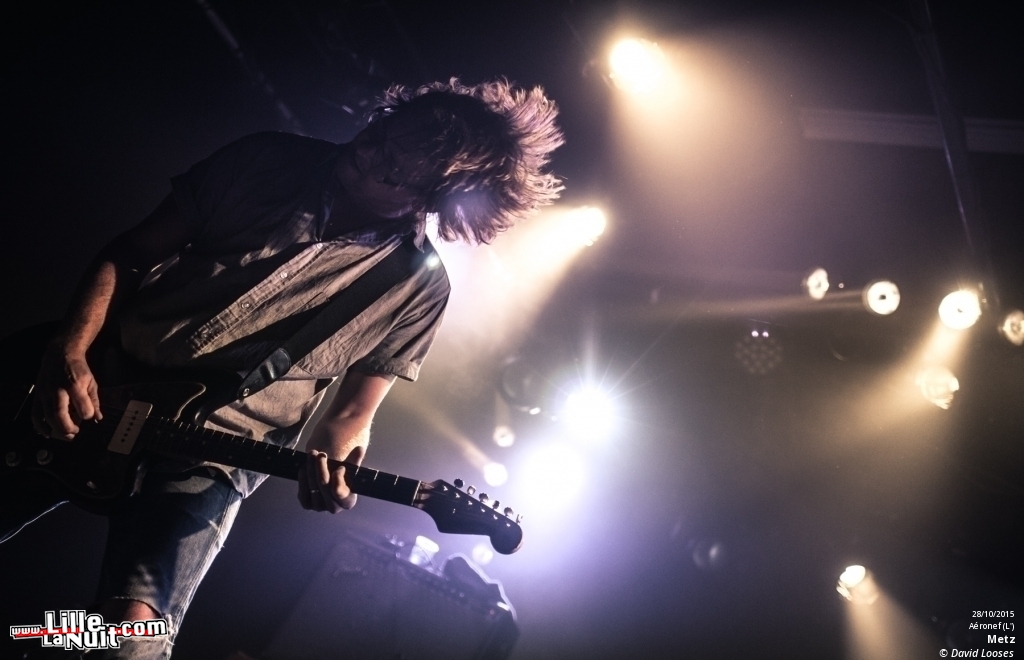 Metz + Crows à l’Aéronef en live - photo n°1