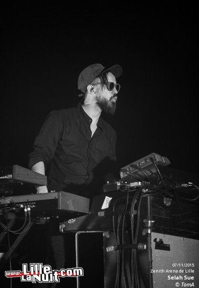 Selah Sue + Hydrogen Sea au Zénith de Lille en live - photo n°12