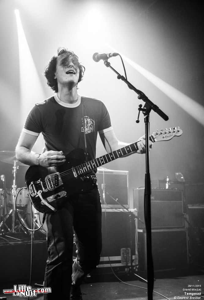 Albert Hammond Jr. + Tempesst au Grand Mix en live - photo n°6