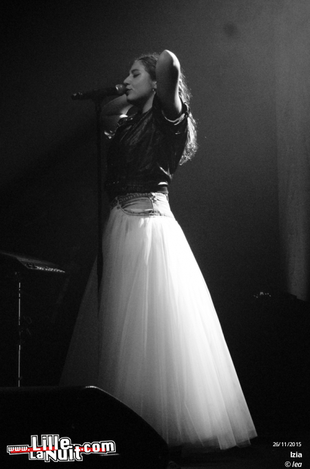 Izia + David Courtin à l’Aéronef en live - photo n°1