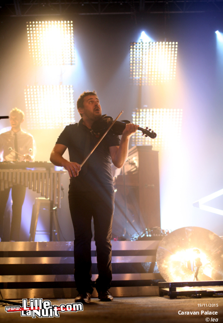 Caravan Palace à l’Aéronef en live - photo n°8