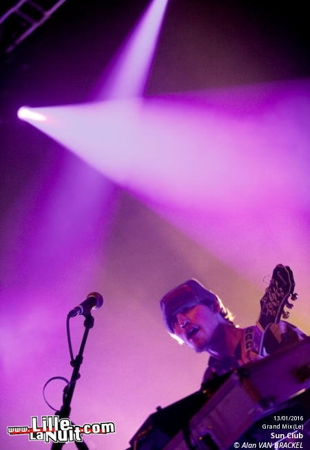 Hinds + Sun Club au Grand Mix en live - photo n°1